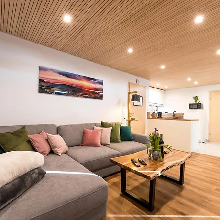 アパート Matt ' Alpenblick & Dorfidylle Im Modernen ヘーヘンシュヴァント