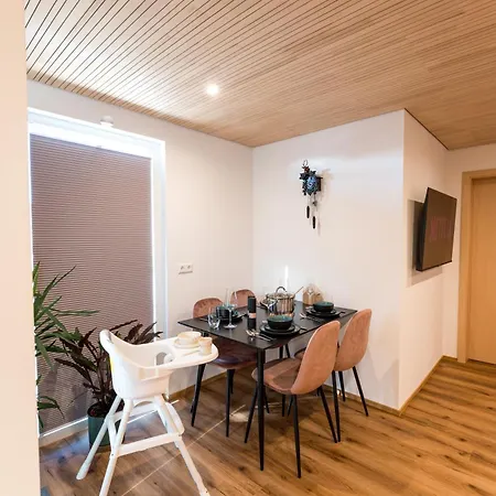 Matt ' Alpenblick & Dorfidylle Im Modernen Апартаменты *